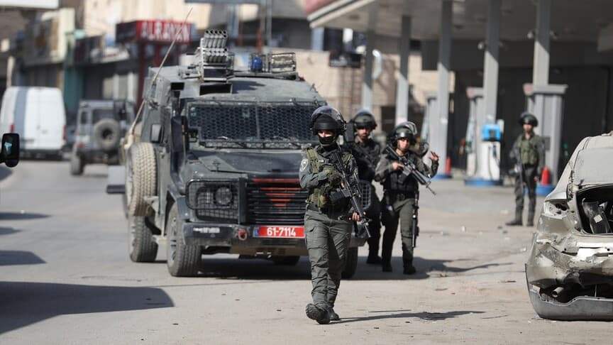 İsrail Ordusu'ndan Kalendiya Mülteci Kampı'na Baskın