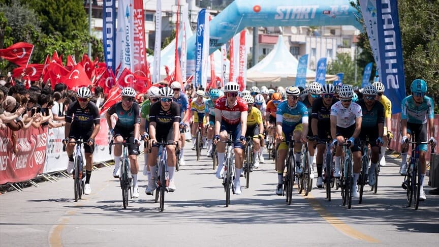 61. Türkiye Bisiklet Turu'nda Aydın-Marmaris Etabı Start Aldı