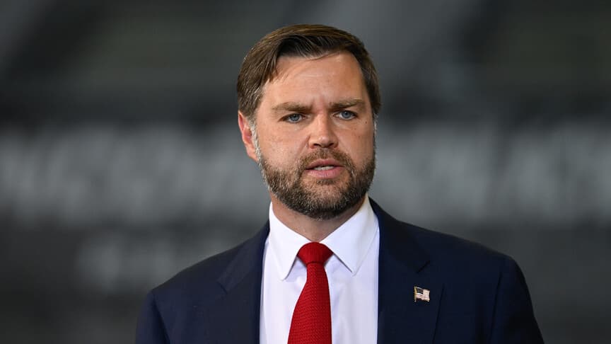 Trump ve Vance'in Tahliyesi: Güvenlik Açığı Tartışmaları Devam Ediyor