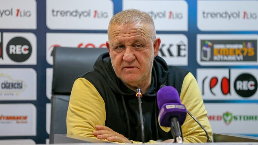 Amed Sportif Faaliyetler, Mesut Bakkal ile Yollarını Ayırdı