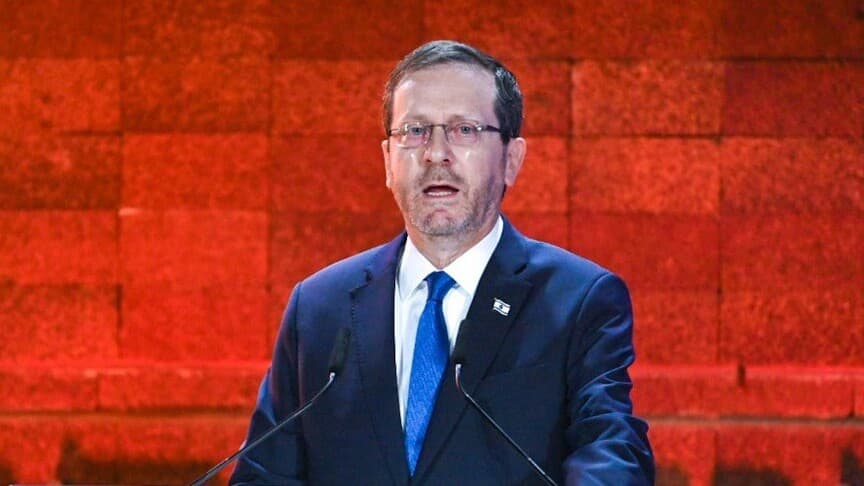 İsrail Cumhurbaşkanı Hava Yolu Değişikliği ile Uzun Uçuş Yaptı