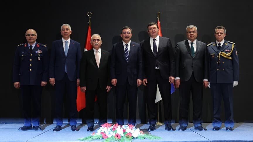 Cumhurbaşkanı Yardımcısı Yılmaz, Sırbistan Milli Günü'ne Katıldı