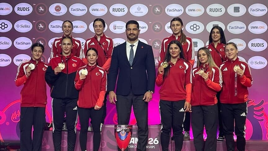 Kadın Güreşçilerimiz Avrupa Şampiyonası'nda Fırtına Gibi Esti