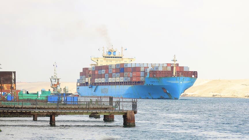 Mısır Süveyş Kanalı: Çatışmalar Gemi Trafiğini Etkiliyor